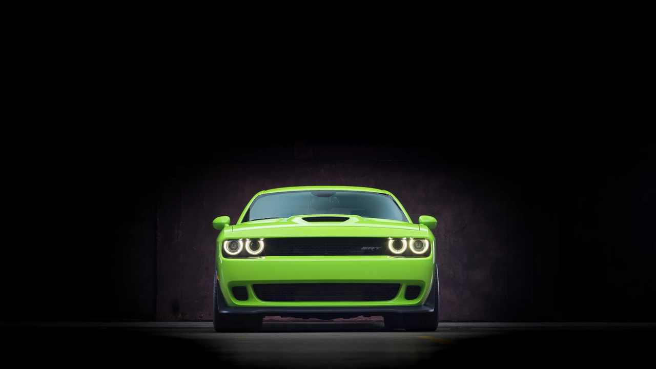 2015 Dodge Challenger SRT Hellcat 3rd Gen - Image 5 of 31