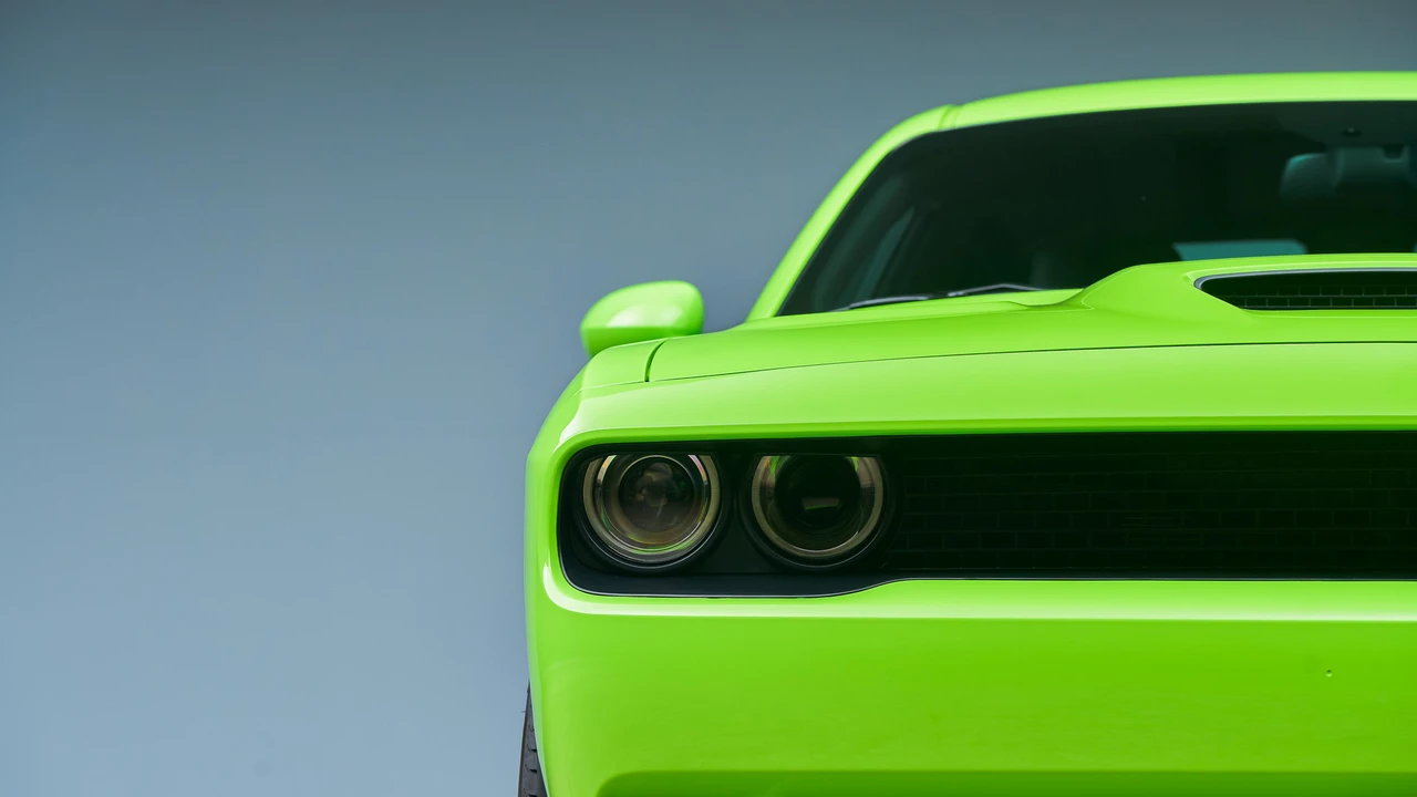 2015 Dodge Challenger SRT Hellcat 3rd Gen - Image 27 of 31