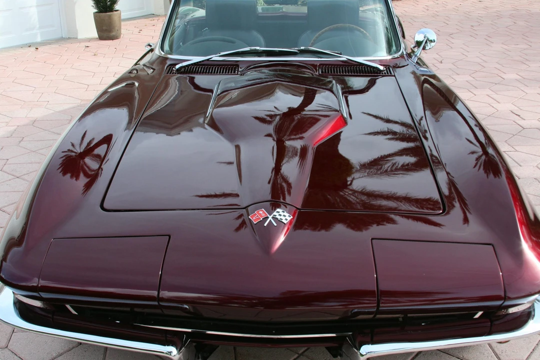 1965 Chevrolet Corvette C2 - Image 19 of 31