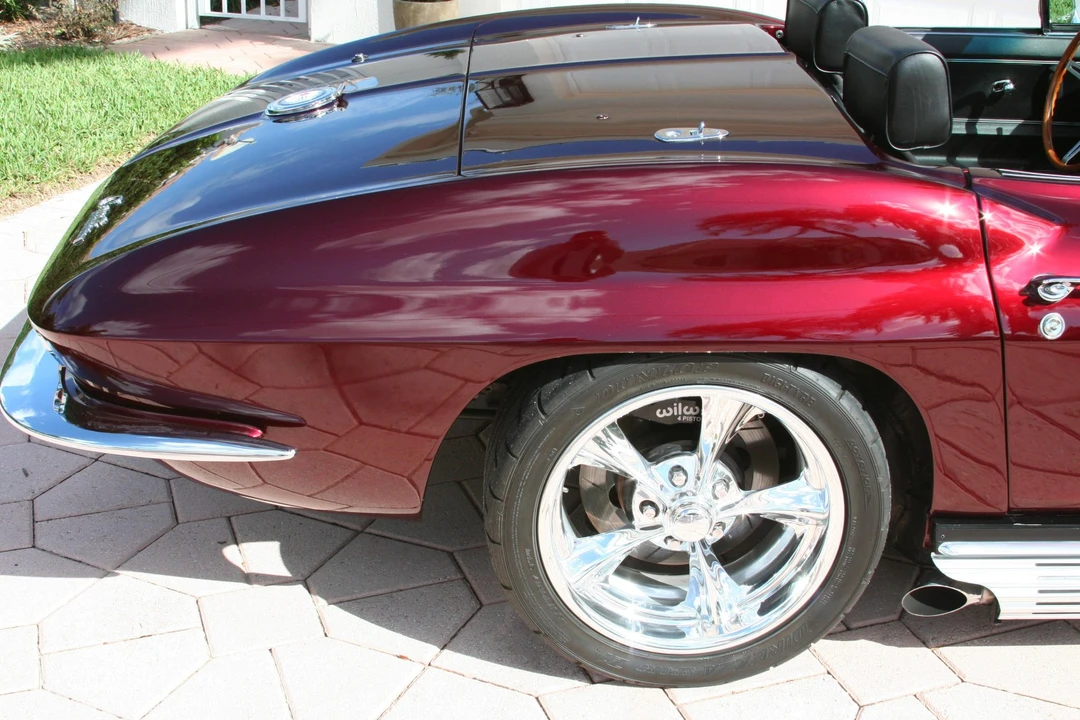1965 Chevrolet Corvette C2 - Image 20 of 31