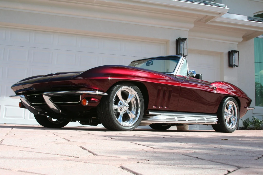 1965 Chevrolet Corvette C2 - Image 2 of 31