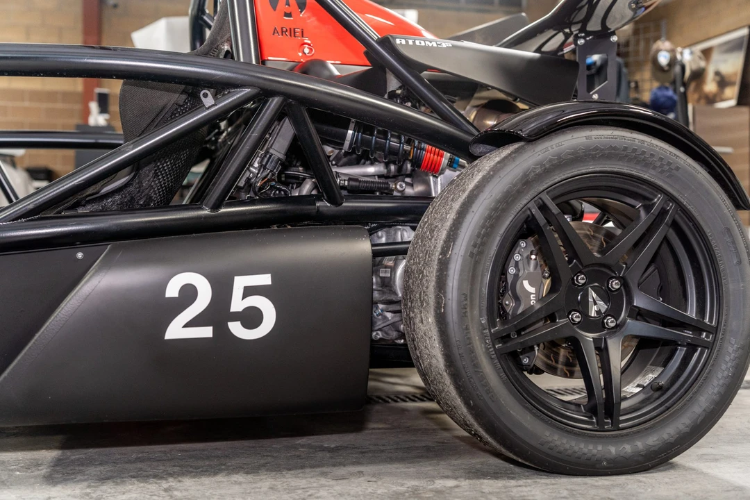 2015 Ariel Atom - Image 28 of 31
