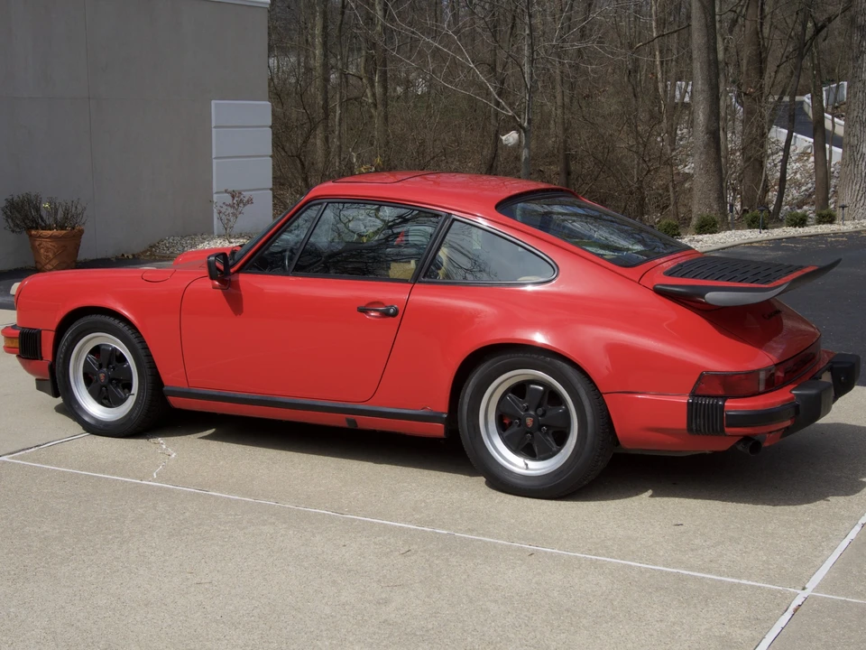 1985 Porsche 911 Carrera 3.2 - Image 14 of 31
