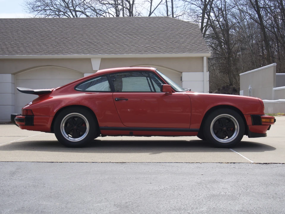 1985 Porsche 911 Carrera 3.2 - Image 7 of 31