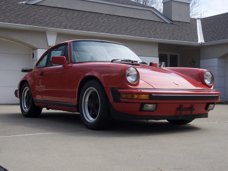 1985 Porsche 911 Carrera 3.2 - Image 4 of 31