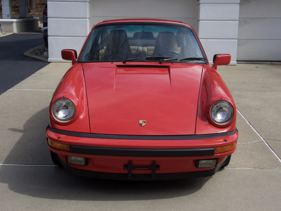 1985 Porsche 911 Carrera 3.2 - Image 3 of 31