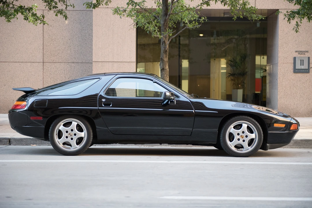 1987 Porsche 928 S4 - Image 5 of 31