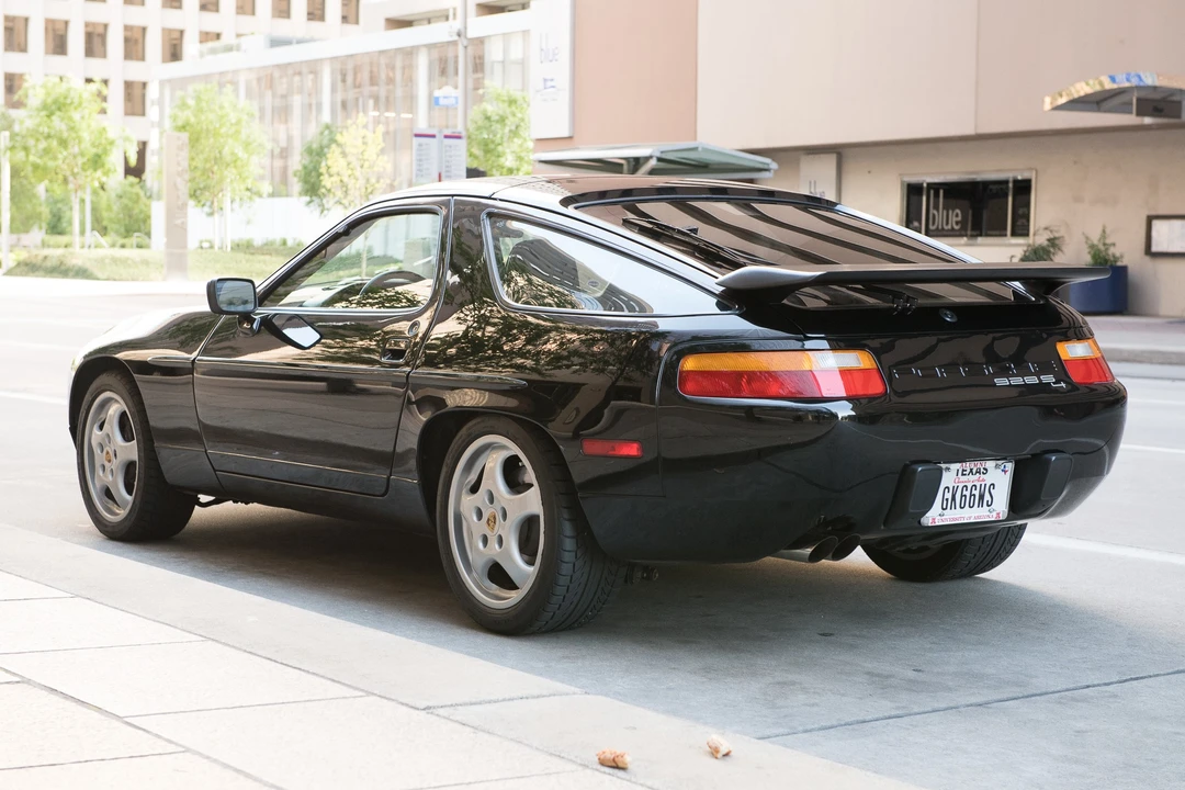 1987 Porsche 928 S4 - Image 9 of 31
