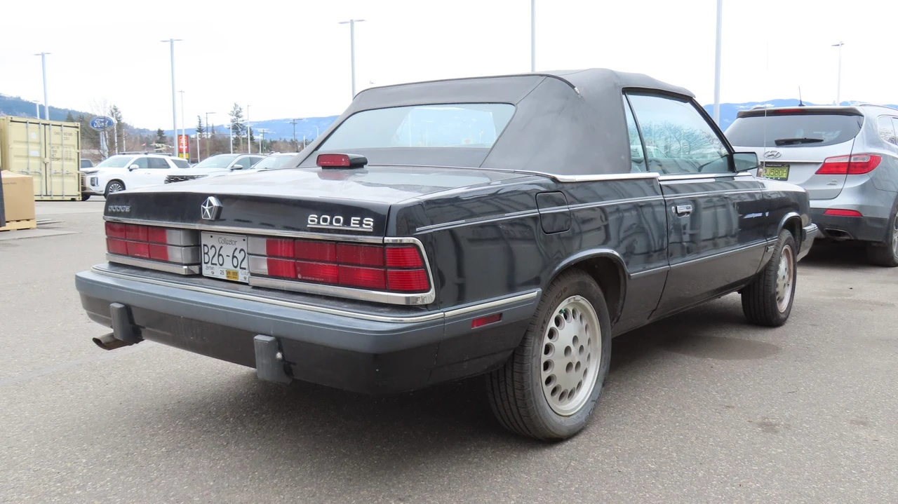 1986 Chrysler K-Car - Image 9 of 31