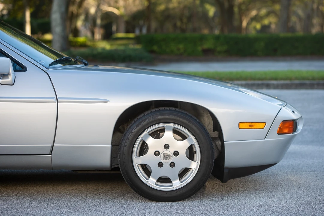 1989 Porsche 928 GT - Image 22 of 31
