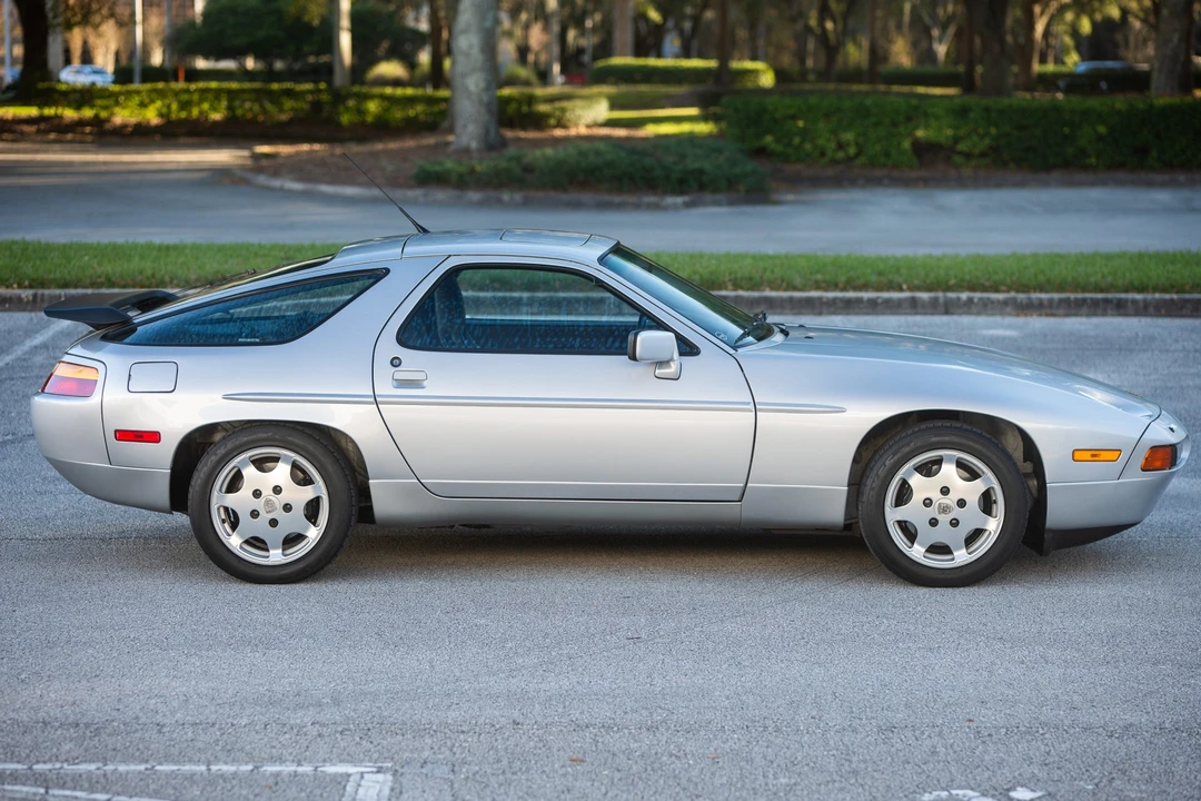 1989 Porsche 928 GT - Image 6 of 31