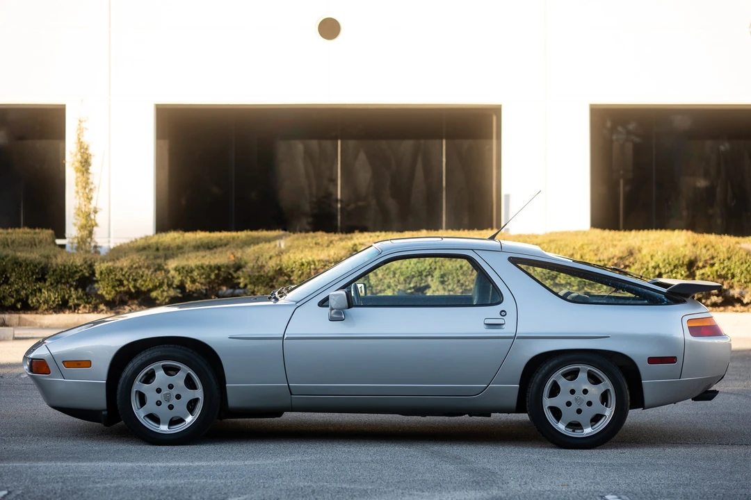 1989 Porsche 928 GT - Image 13 of 31