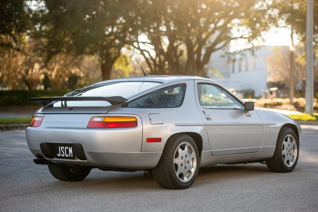 1989 Porsche 928 GT - Image 7 of 31