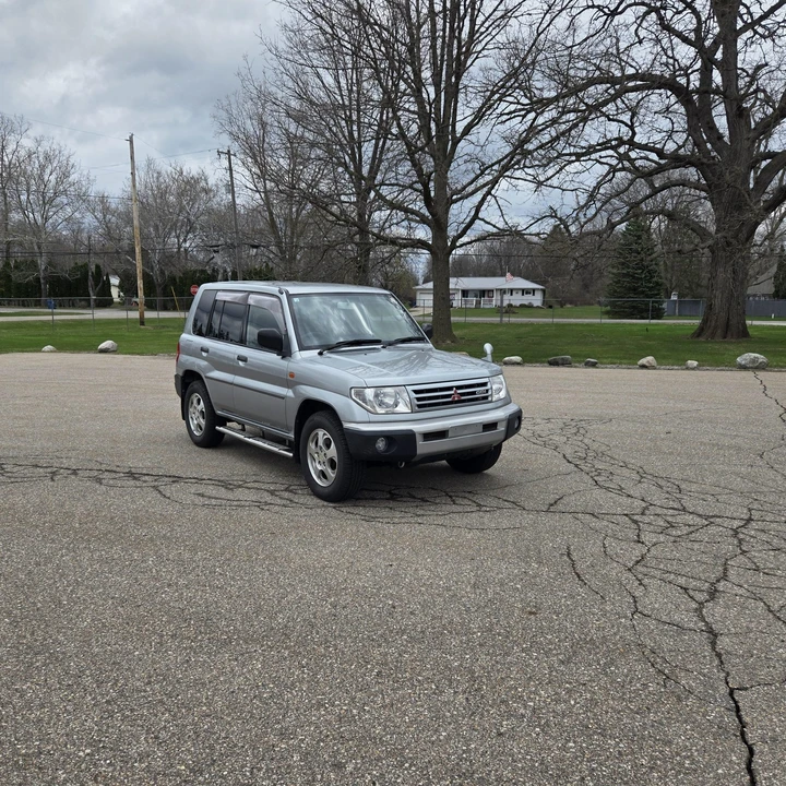 2000 Mitsubishi Pajero/Montero - Image 13 of 31