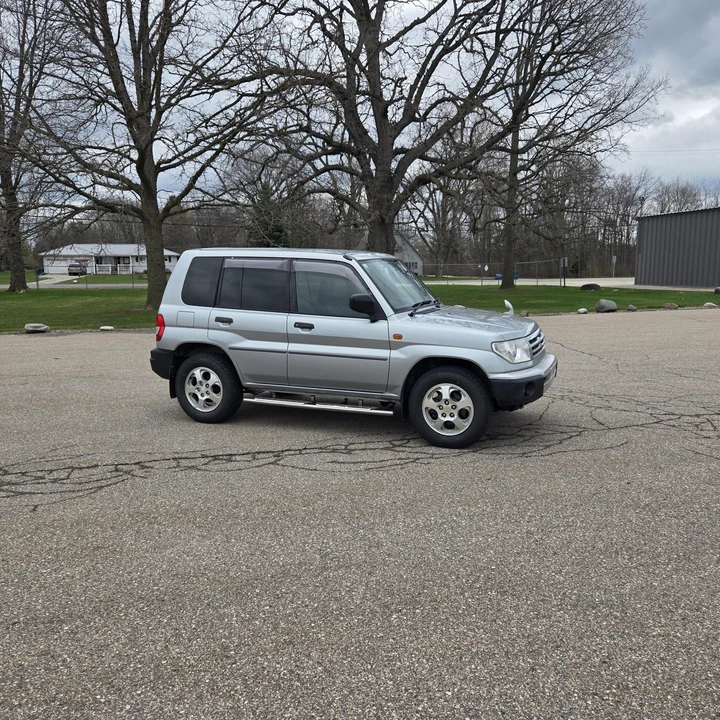 2000 Mitsubishi Pajero/Montero - Image 12 of 31