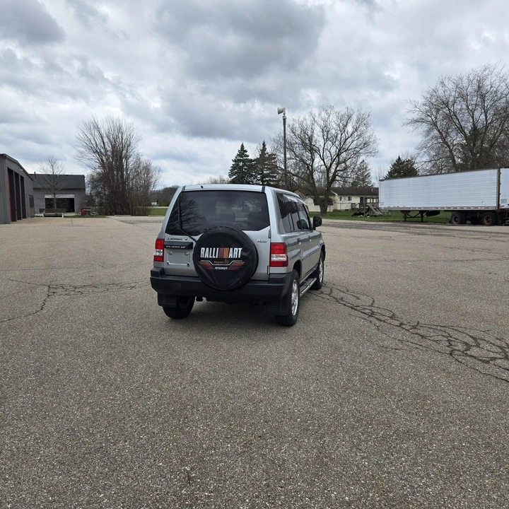 2000 Mitsubishi Pajero/Montero - Image 9 of 31