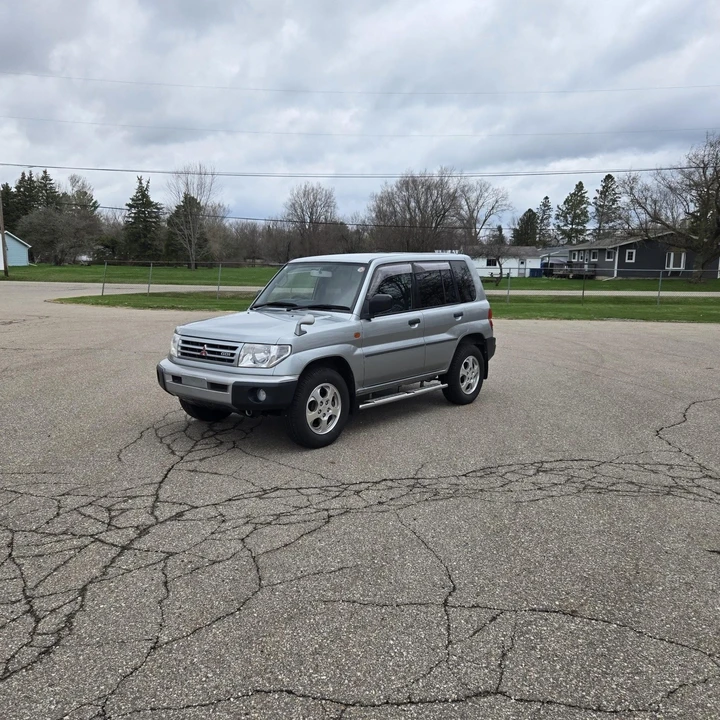 2000 Mitsubishi Pajero/Montero - Image 3 of 31