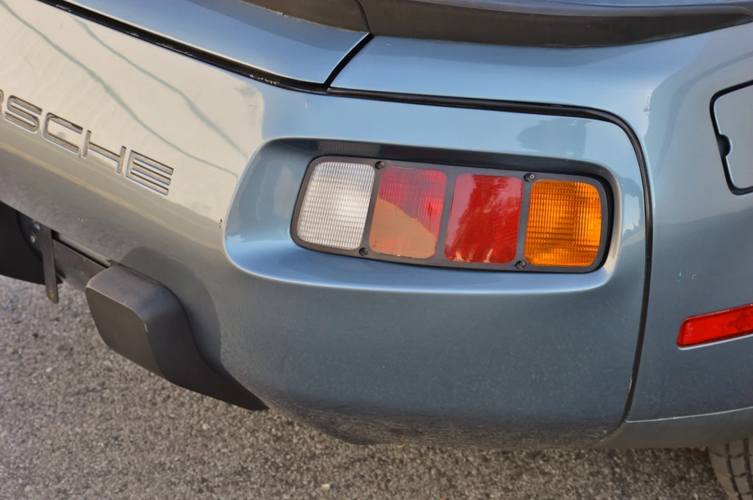 1983 Porsche 928 S - Image 16 of 31