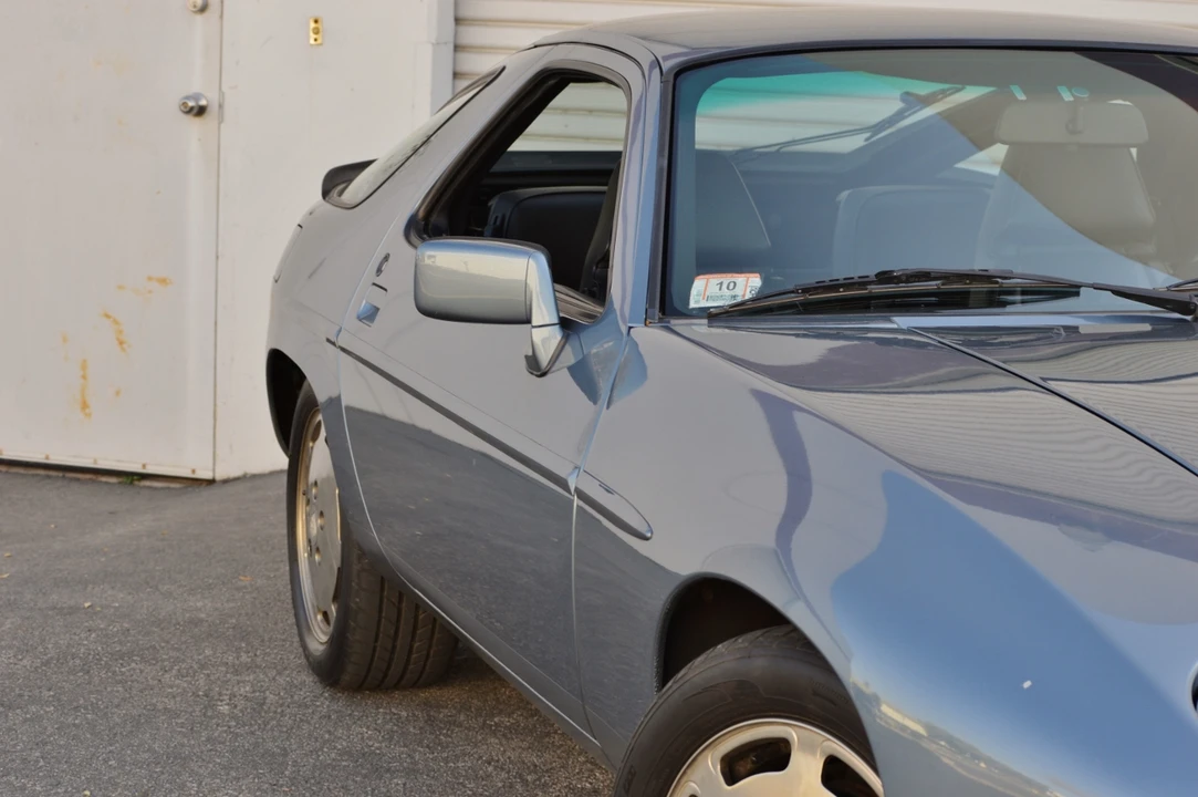 1983 Porsche 928 S - Image 24 of 31