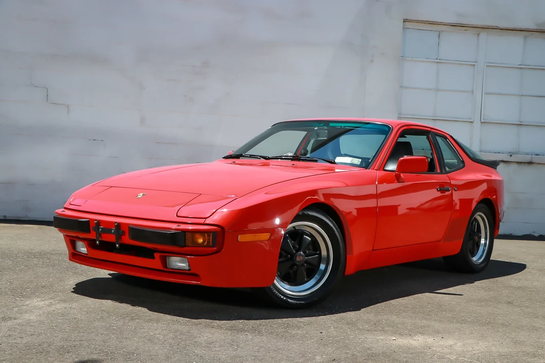 1986 Porsche 944 - Image 2 of 6