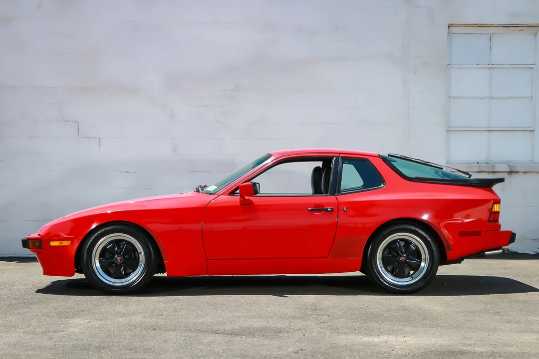 1986 Porsche 944 - Image 3 of 6