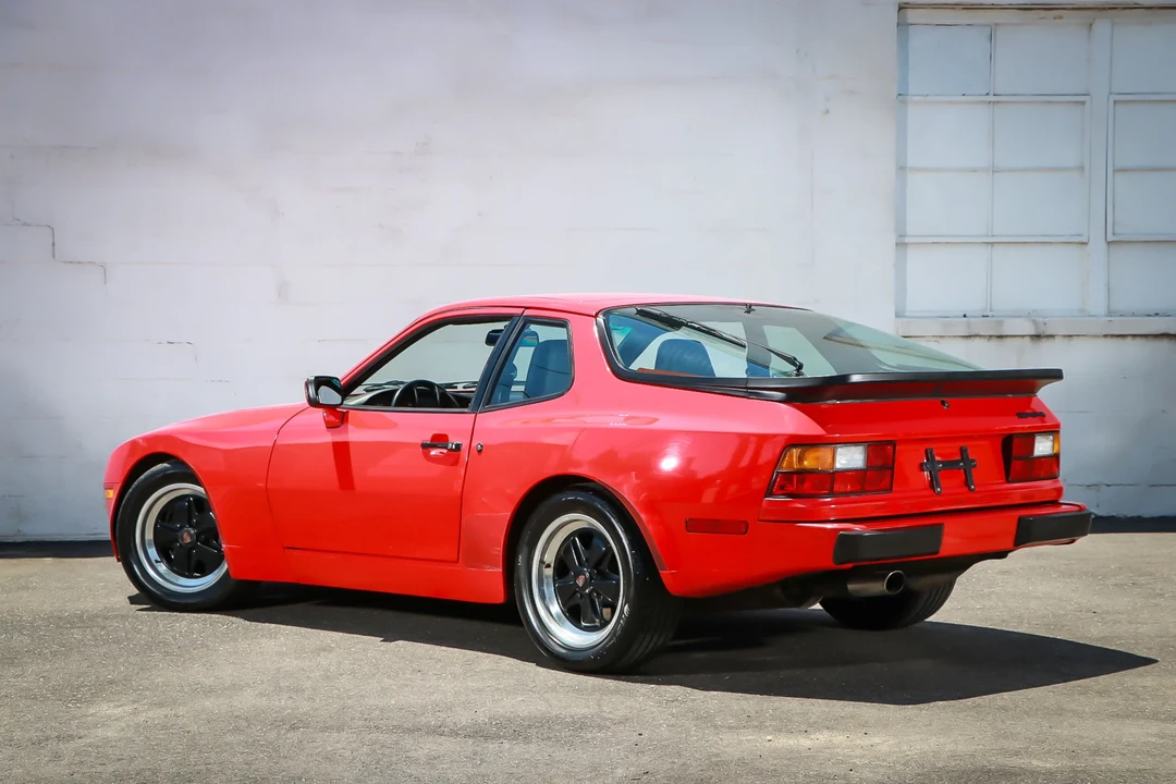 1986 Porsche 944 - Image 4 of 6