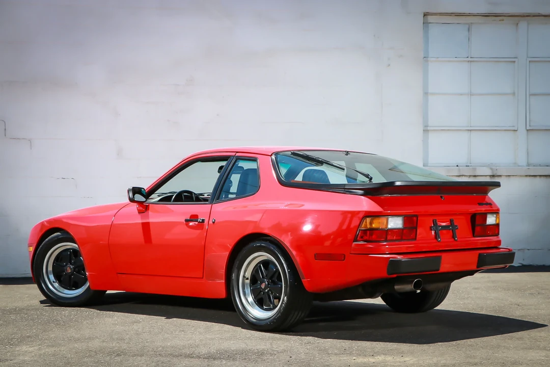 1986 Porsche 944 - Image 5 of 6