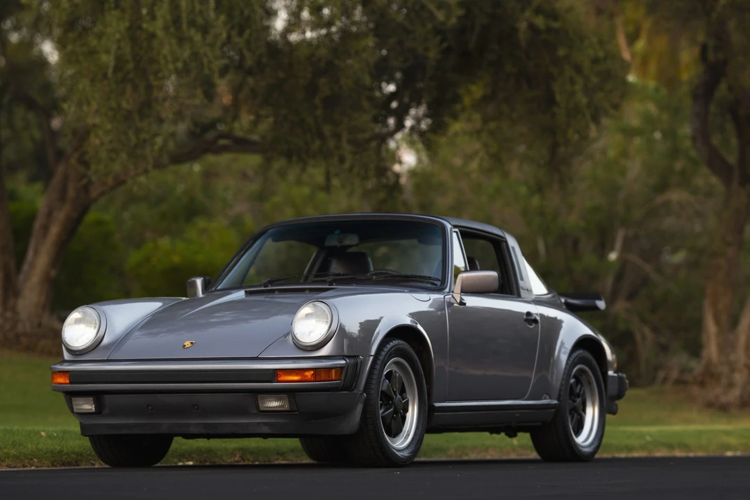 1988 Porsche 911 Carrera 3.2 - Image 8 of 31
