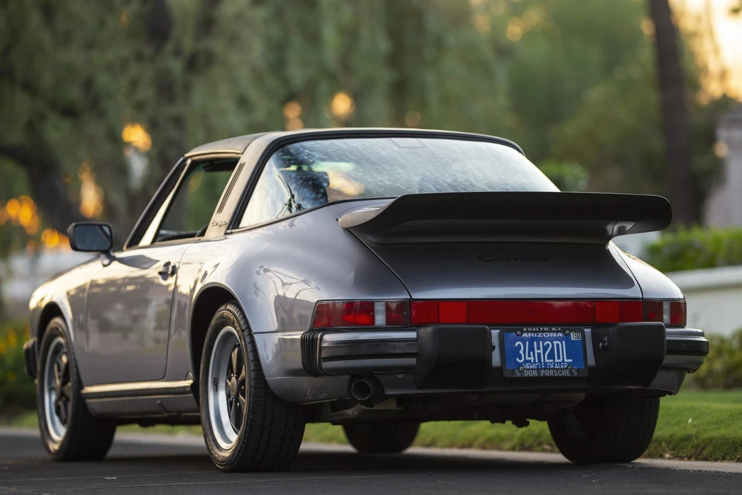 1988 Porsche 911 Carrera 3.2 - Image 13 of 31