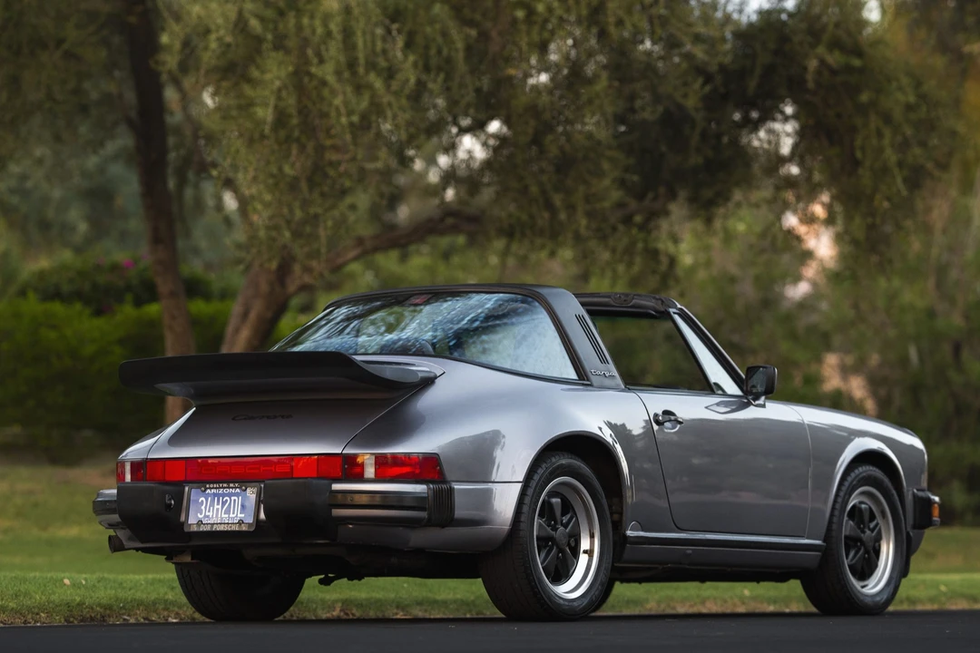 1988 Porsche 911 Carrera 3.2 - Image 18 of 31