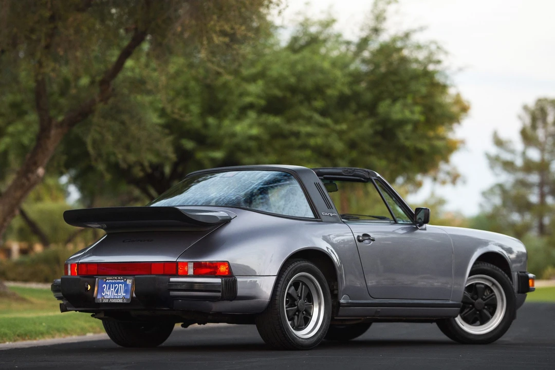 1988 Porsche 911 Carrera 3.2 - Image 17 of 31