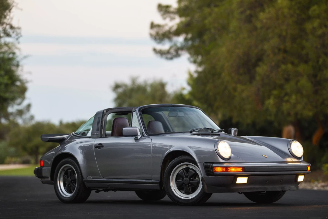 1988 Porsche 911 Carrera 3.2 - Image 2 of 31