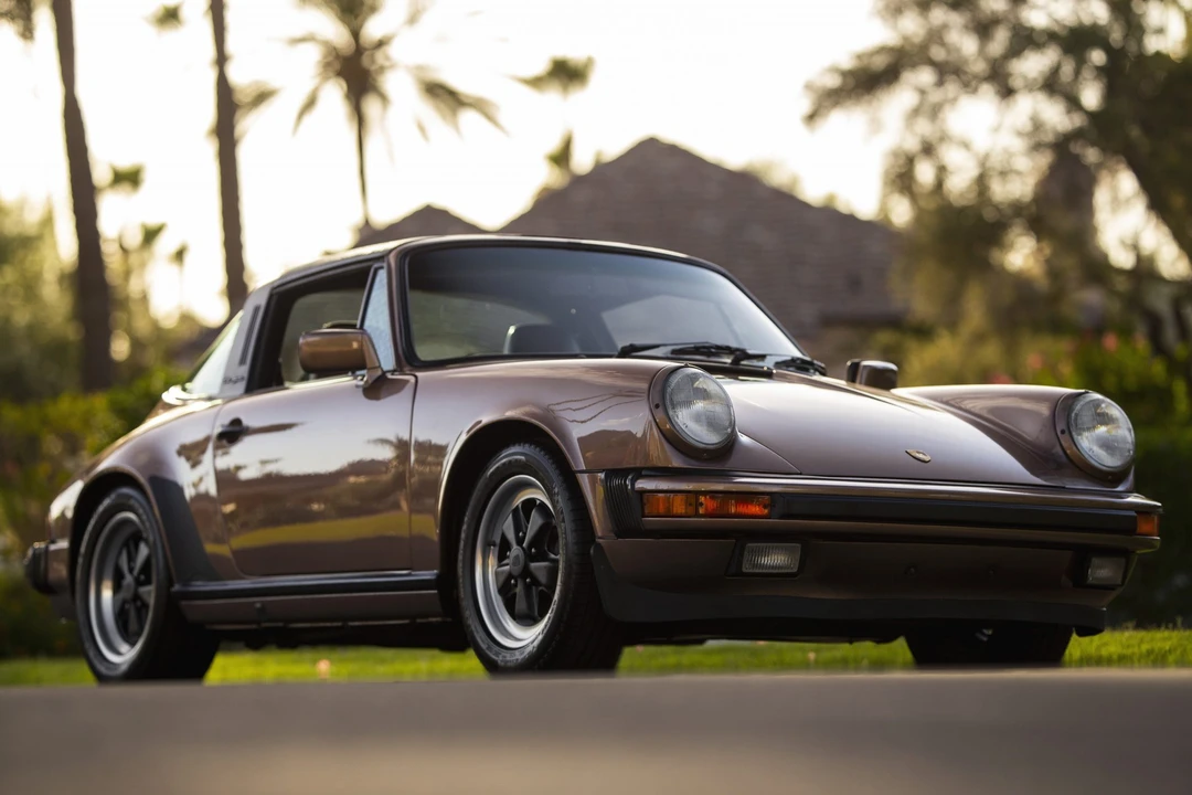 1988 Porsche 911 Carrera 3.2 - Image 24 of 31