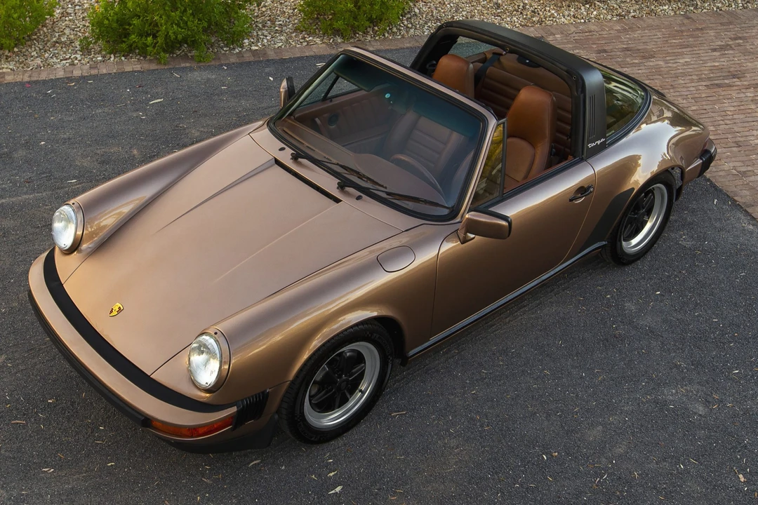 1988 Porsche 911 Carrera 3.2 - Image 26 of 31