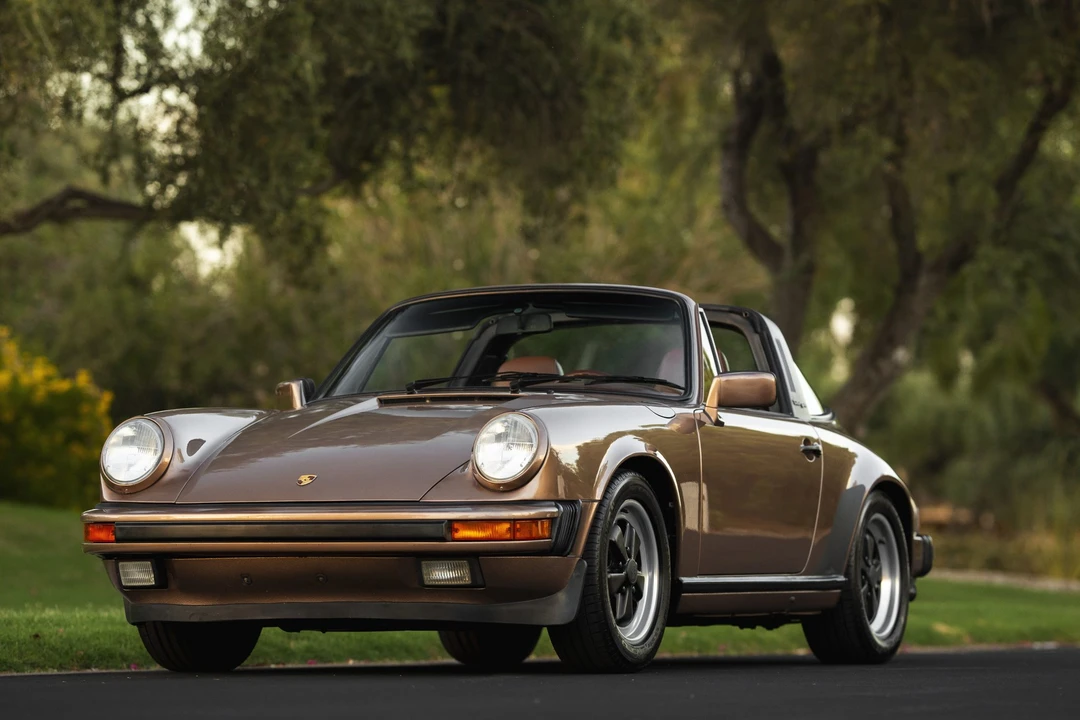 1988 Porsche 911 Carrera 3.2 - Image 7 of 31