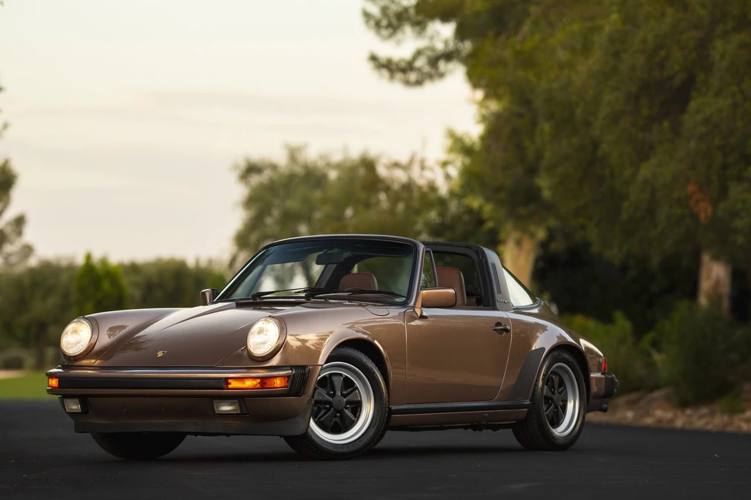 1988 Porsche 911 Carrera 3.2 - Image 10 of 31