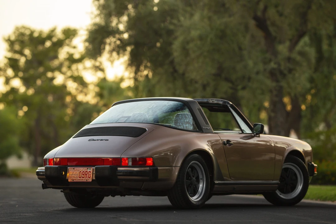 1988 Porsche 911 Carrera 3.2 - Image 21 of 31