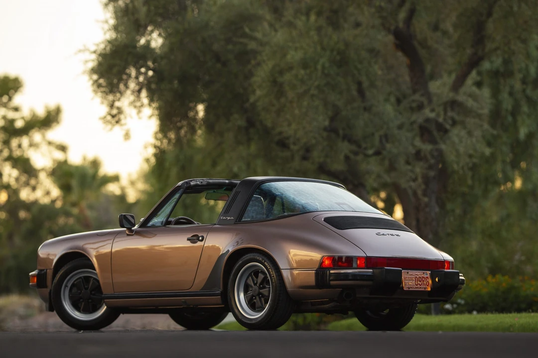 1988 Porsche 911 Carrera 3.2 - Image 14 of 31