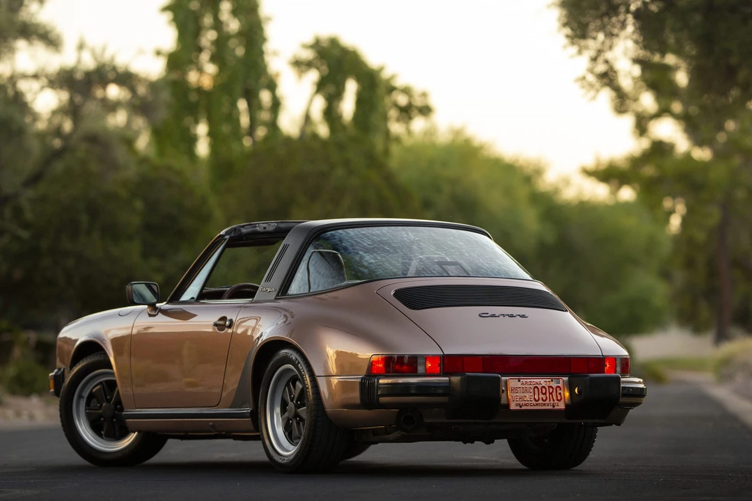 1988 Porsche 911 Carrera 3.2 - Image 17 of 31