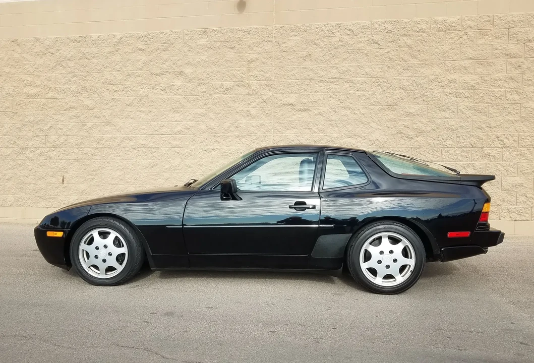 1989 Porsche 944 Turbo - Image 4 of 6