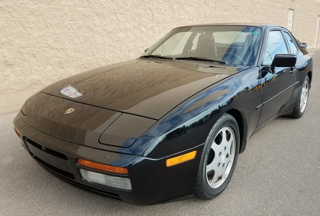 1989 Porsche 944 Turbo - Image 2 of 6