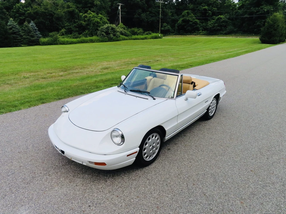 1991 Alfa Romeo Series 4 - Image 2 of 31