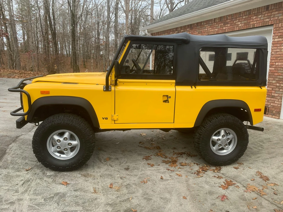 1994 Land Rover Defender 90 - Image 6 of 31