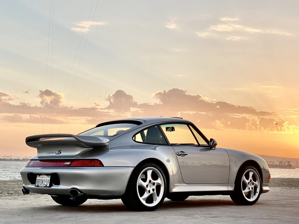 1997 Porsche 993 Carrera 4S - Image 13 of 31