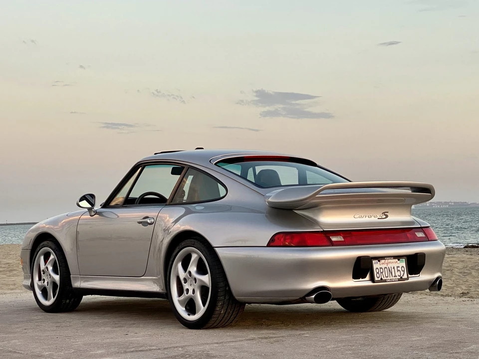 1997 Porsche 993 Carrera 4S - Image 8 of 31
