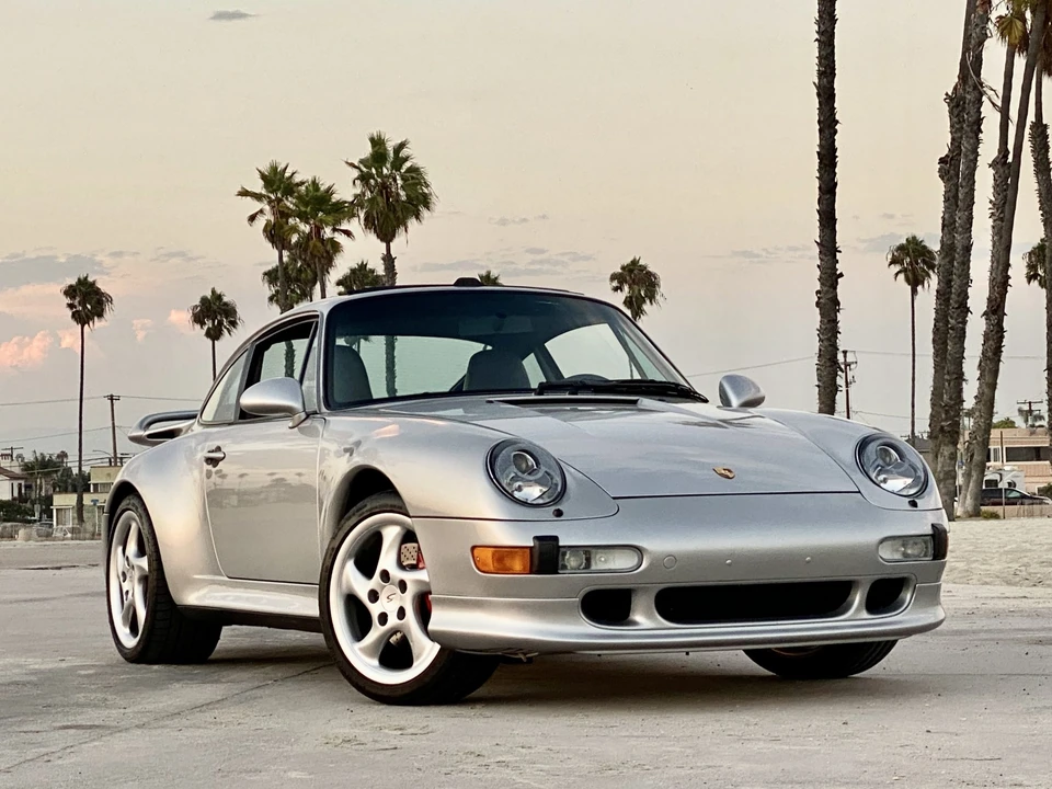 1997 Porsche 993 Carrera 4S - Image 17 of 31