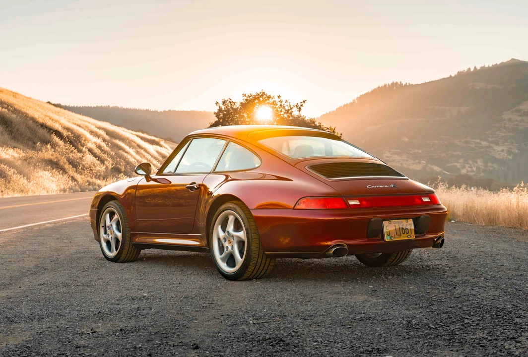 1997 Porsche 993 Carrera 4S - Image 17 of 31