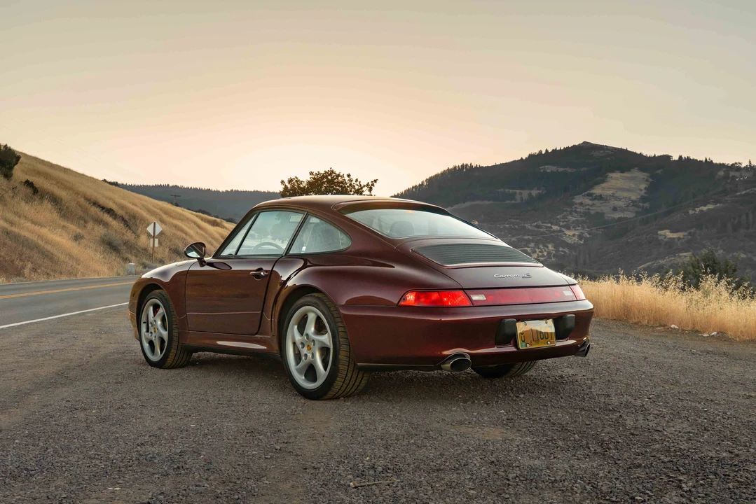 1997 Porsche 993 Carrera 4S - Image 11 of 31