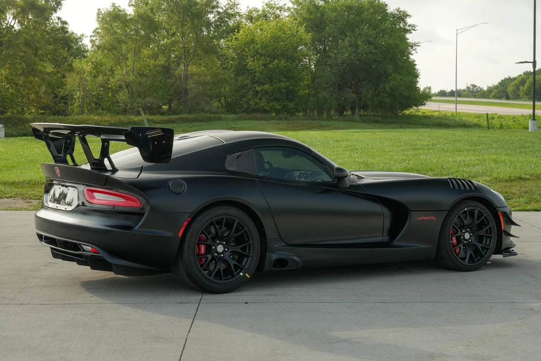 2017 Dodge Viper ACR 5th Gen - Image 11 of 31