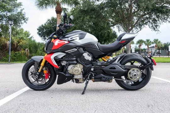 2026 Ducati Diavel RS